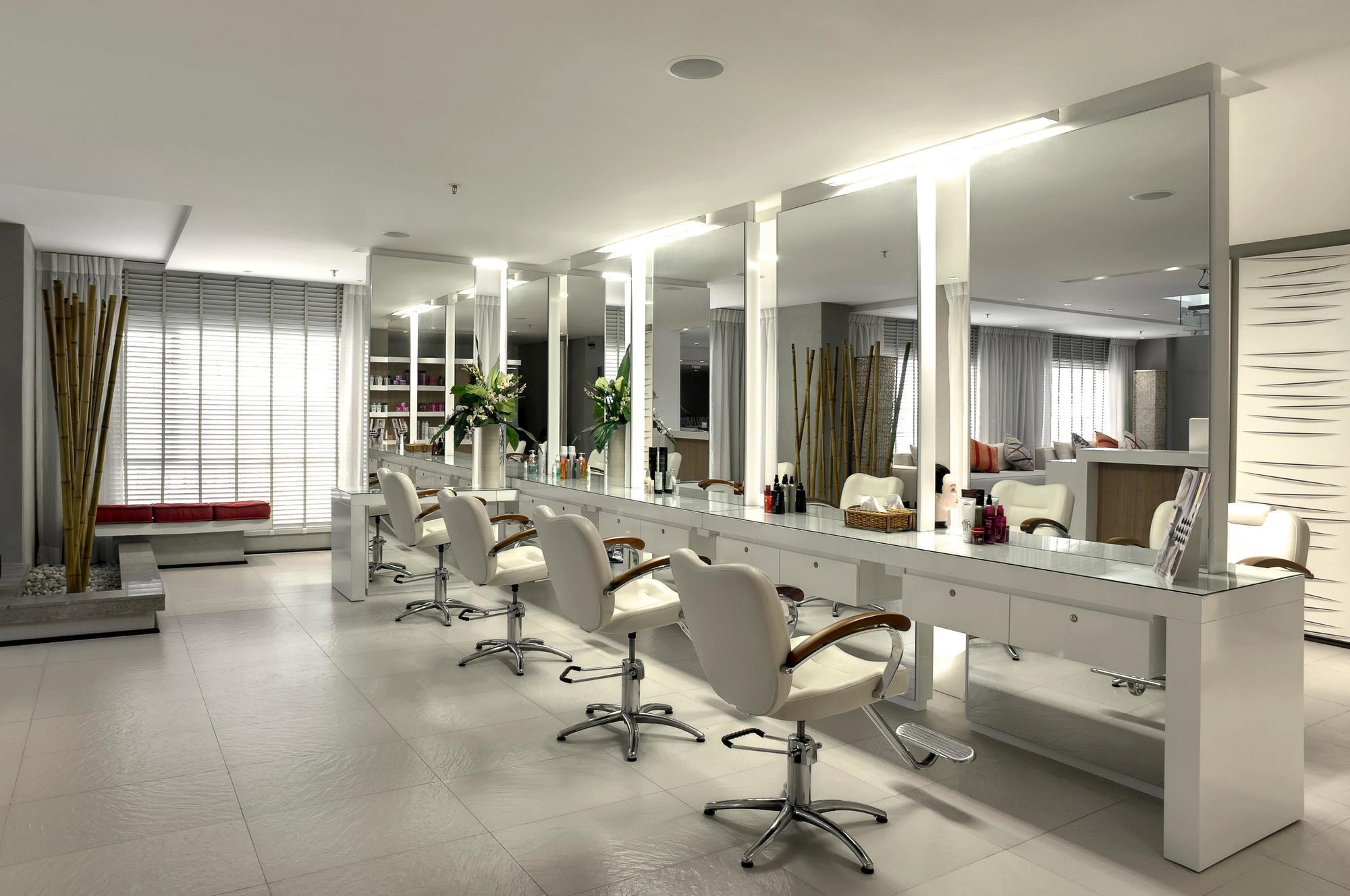 Casa Dann Carlton Hotel & Spa Μπογκοτά Ανέσεις φωτογραφία A hair salon in Madrid, Spain