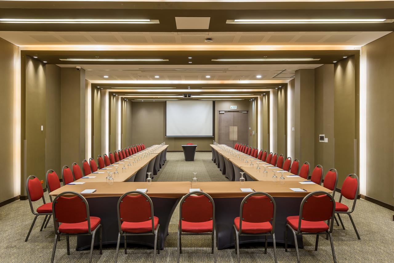 Casa Dann Carlton Hotel & Spa Μπογκοτά Εξωτερικό φωτογραφία Meeting room